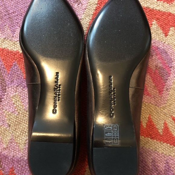 Donna Karen Gold Metallic Flat - Picture 4 of 4